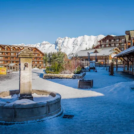 Mitoyen 3 Pieces 7 Pers. Avec Piscine Et Sauna - Les Flocons Du Soleil - Fr-1-504-78 Chalet *