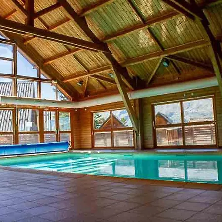 Mitoyen 3 Pieces 7 Pers. Avec Piscine Et Sauna - Les Flocons Du Soleil - Fr-1-504-78 Chalet Le Devoluy